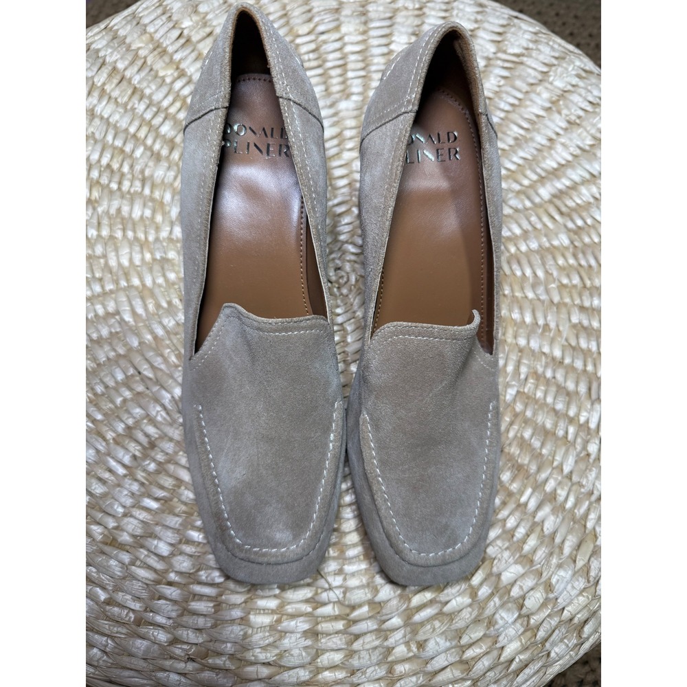 Donald Pliner Suede Loafer Block Heel Dress Shoes Square Toe Slip On‎ Taupe 6